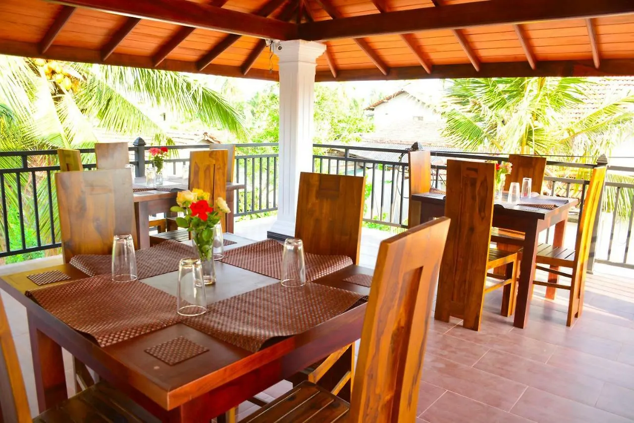Hotel Brisa Marina Negombo