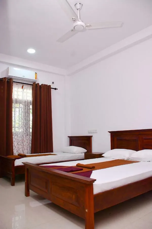 ***  Hotel Brisa Marina Negombo Sri Lanka