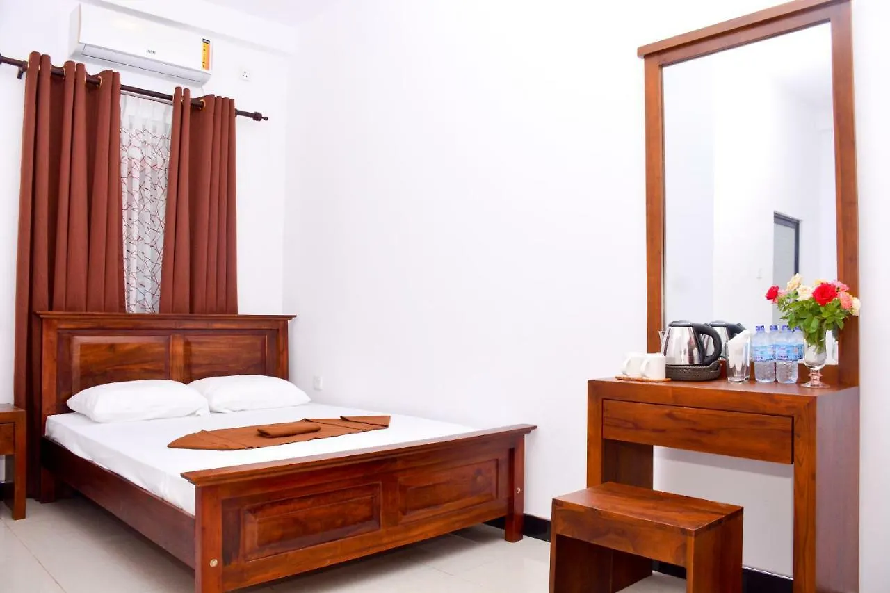 Hotel Brisa Marina Negombo 3*,  Sri Lanka